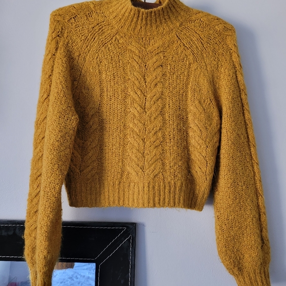 SOLD - Aritzia Mustard cropped fisherman sweater S - Picture 4 of 6